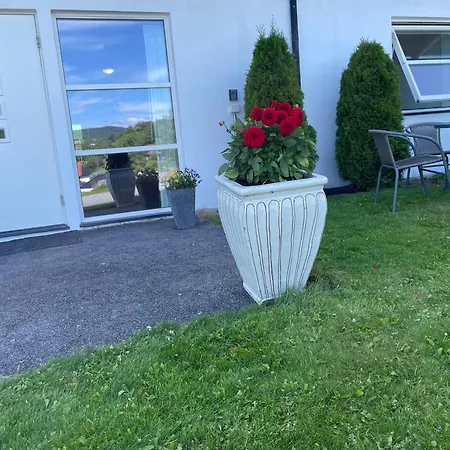 Leilighet Leilighet Ved Sjoen Med Strand Porsgrunn